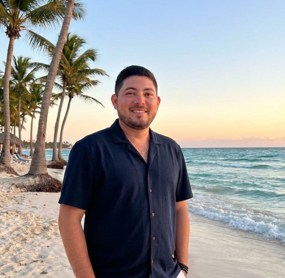 Portrait of Franklin Cruz, Administrator & Guest Coordinator at MindScape Precision