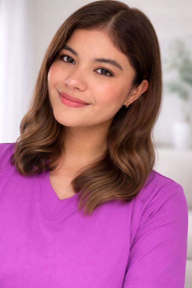 Portrait of Sofia Bacelis, Psychologist & Head Wellness Coordinator at MindScape Precision